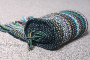 Mini Mania Scarf - Schal aus Wollresten